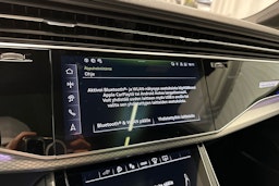 harmaa Audi Q7 2024 kuva 23.