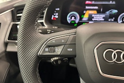 hopea Audi Q7 2024 kuva 13.