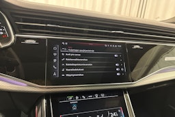 hopea Audi Q7 2024 kuva 24.
