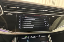 hopea Audi Q7 2024 kuva 25.