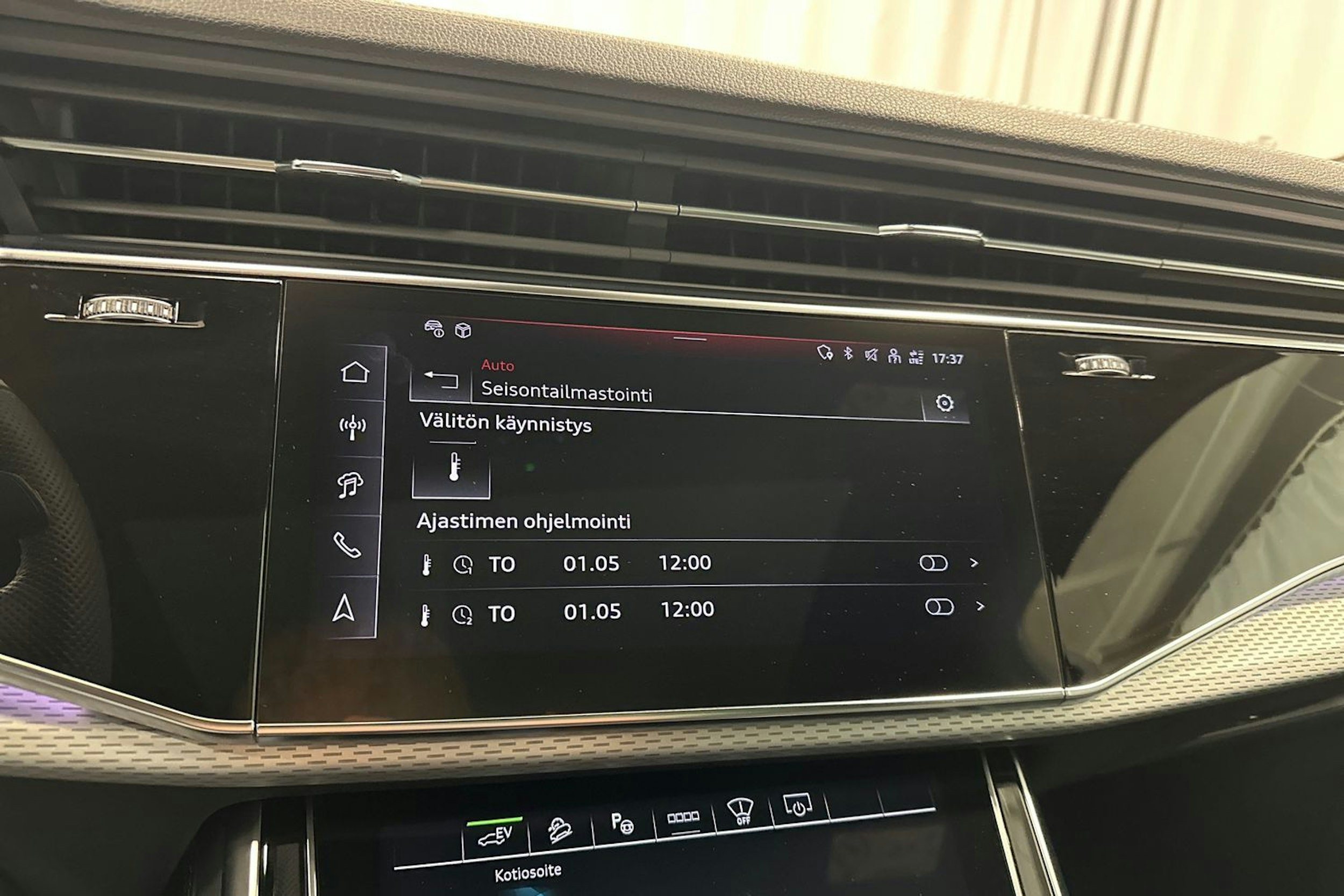 hopea Audi Q7 2024 kuva 28.