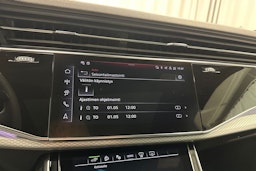hopea Audi Q7 2024 kuva 28.