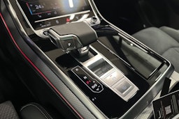 hopea Audi Q7 2024 kuva 30.