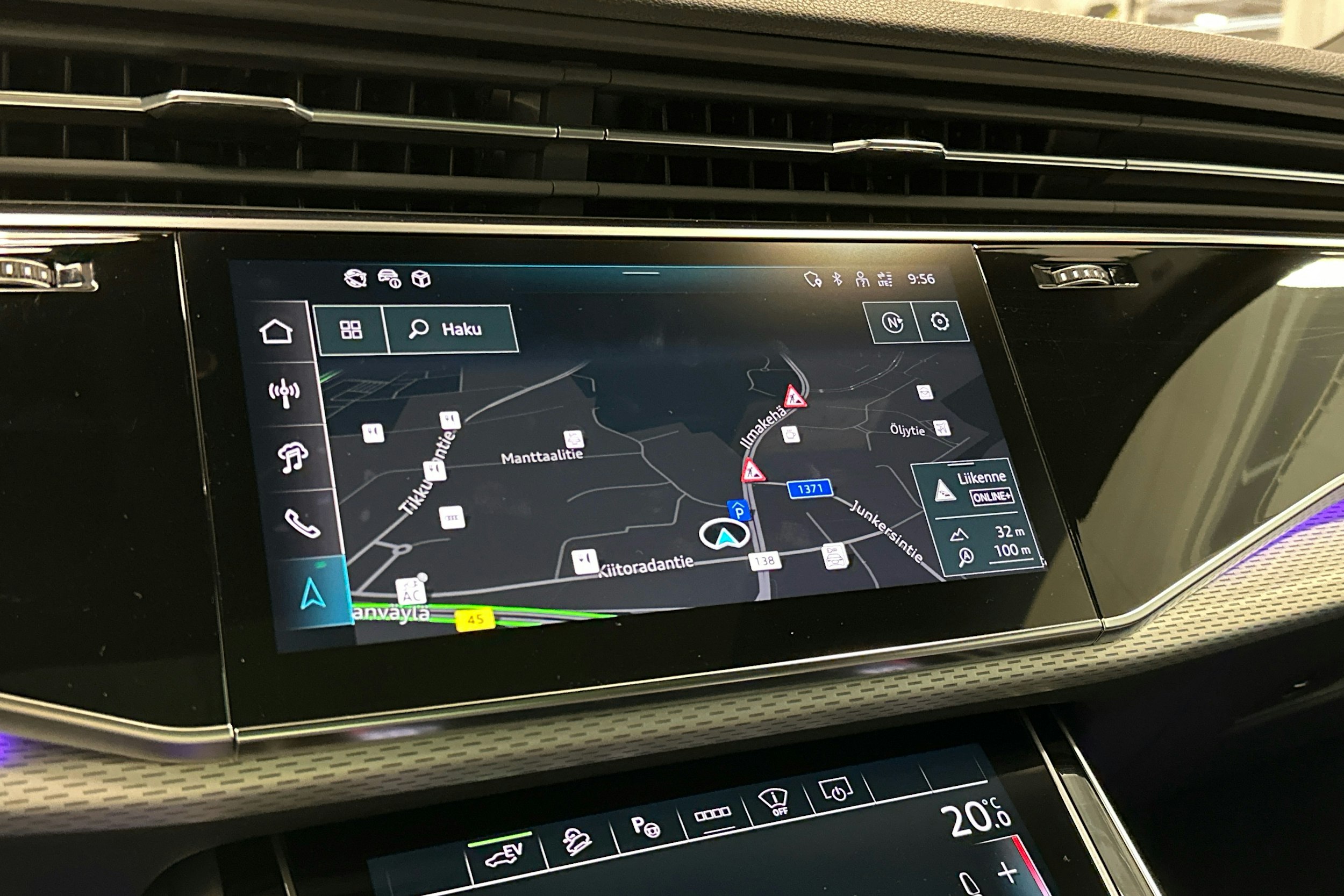 harmaa Audi Q7 2024 kuva 14.