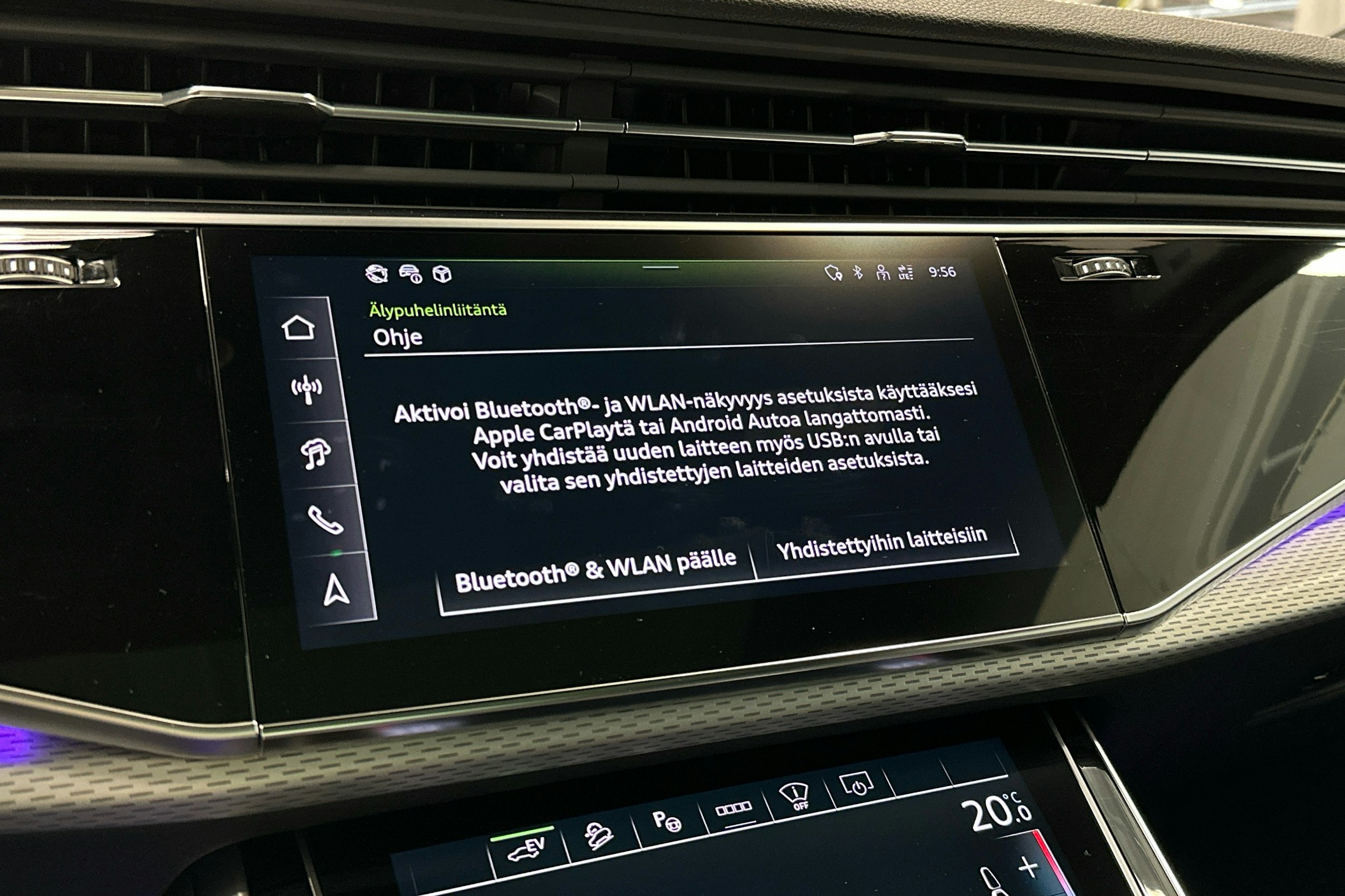 harmaa Audi Q7 2024 kuva 16.
