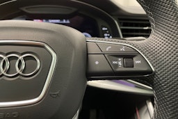 Harmaa Audi Q7 2024 kuva 28.