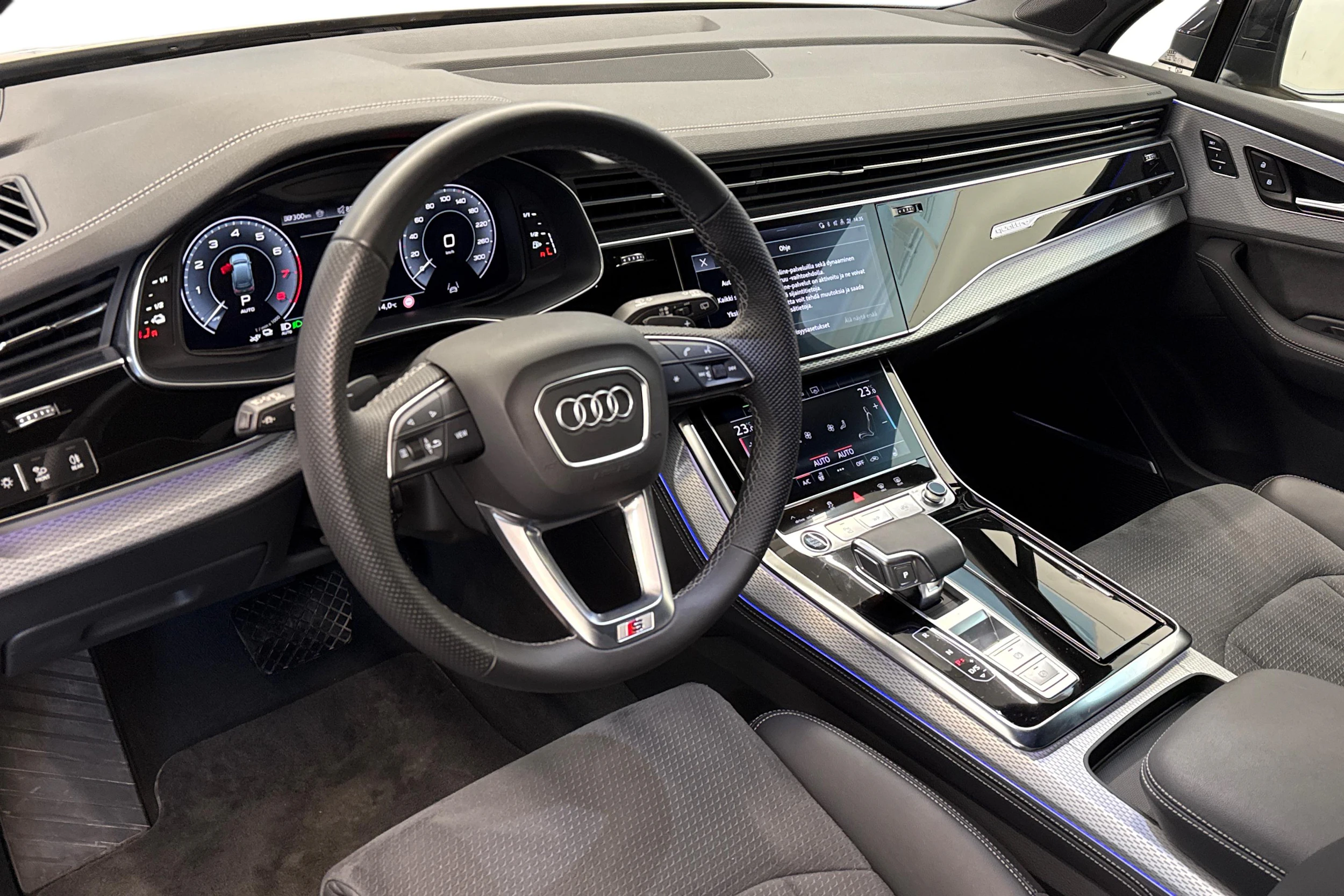 ruskea (beige) Audi Q7 2024 kuva 6.