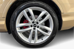 ruskea (beige) Audi Q7 2024 kuva 9.