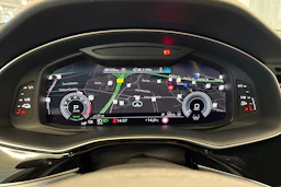 ruskea (beige) Audi Q7 2024 kuva 11.