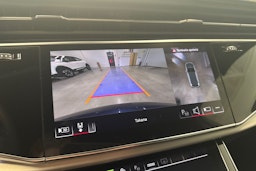 met. sininen Audi Q7 2024 kuva 24.