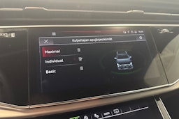 met. sininen Audi Q7 2024 kuva 25.