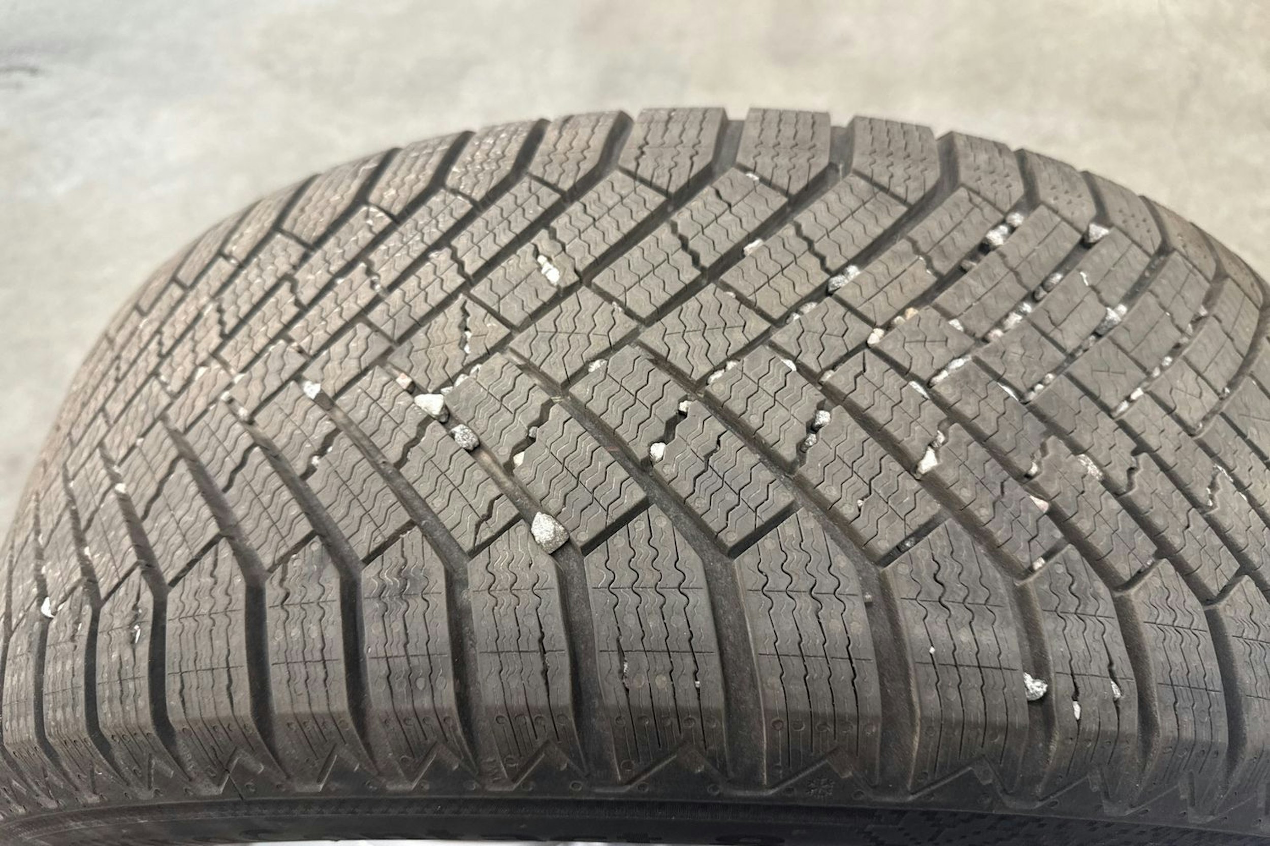met. sininen Audi Q7 2024 kuva 34.