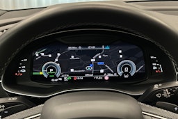 sininen Audi Q7 2025 kuva 15.