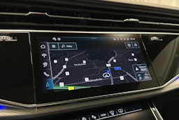 sininen Audi Q7 2025 kuva 16.