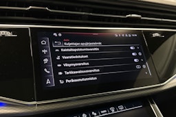 sininen Audi Q7 2025 kuva 23.