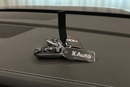 sininen Audi Q7 2025 kuva 34.