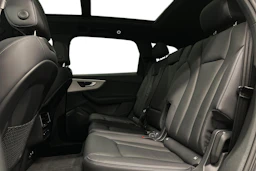 hopea Audi Q7 2025 kuva 8.