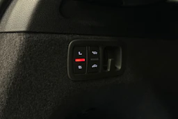 hopea Audi Q7 2025 kuva 30.