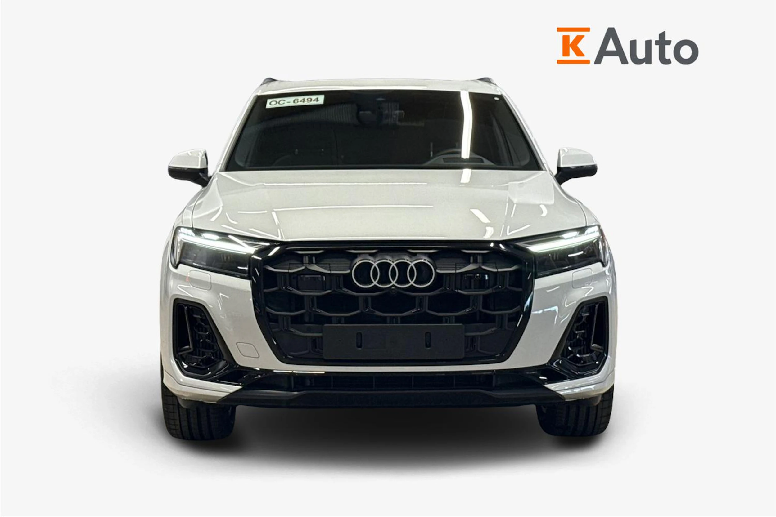 valkoinen Audi Q7 2025 kuva 4.
