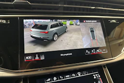 valkoinen Audi Q7 2025 kuva 18.