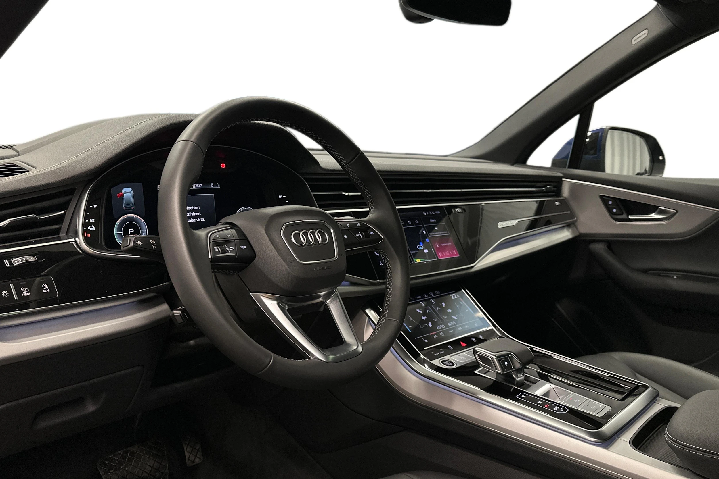 sininen Audi Q7 2025 kuva 6.