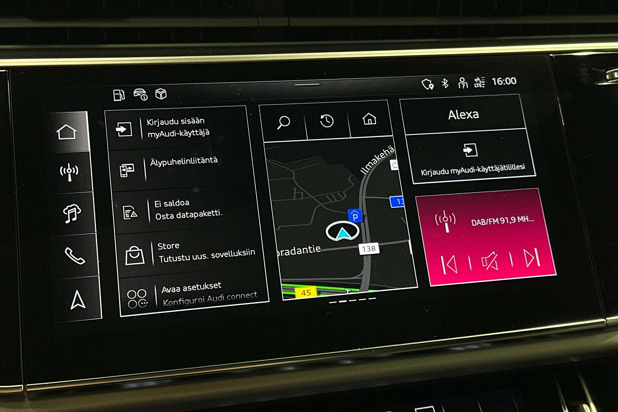 sininen Audi Q7 2025 kuva 25.