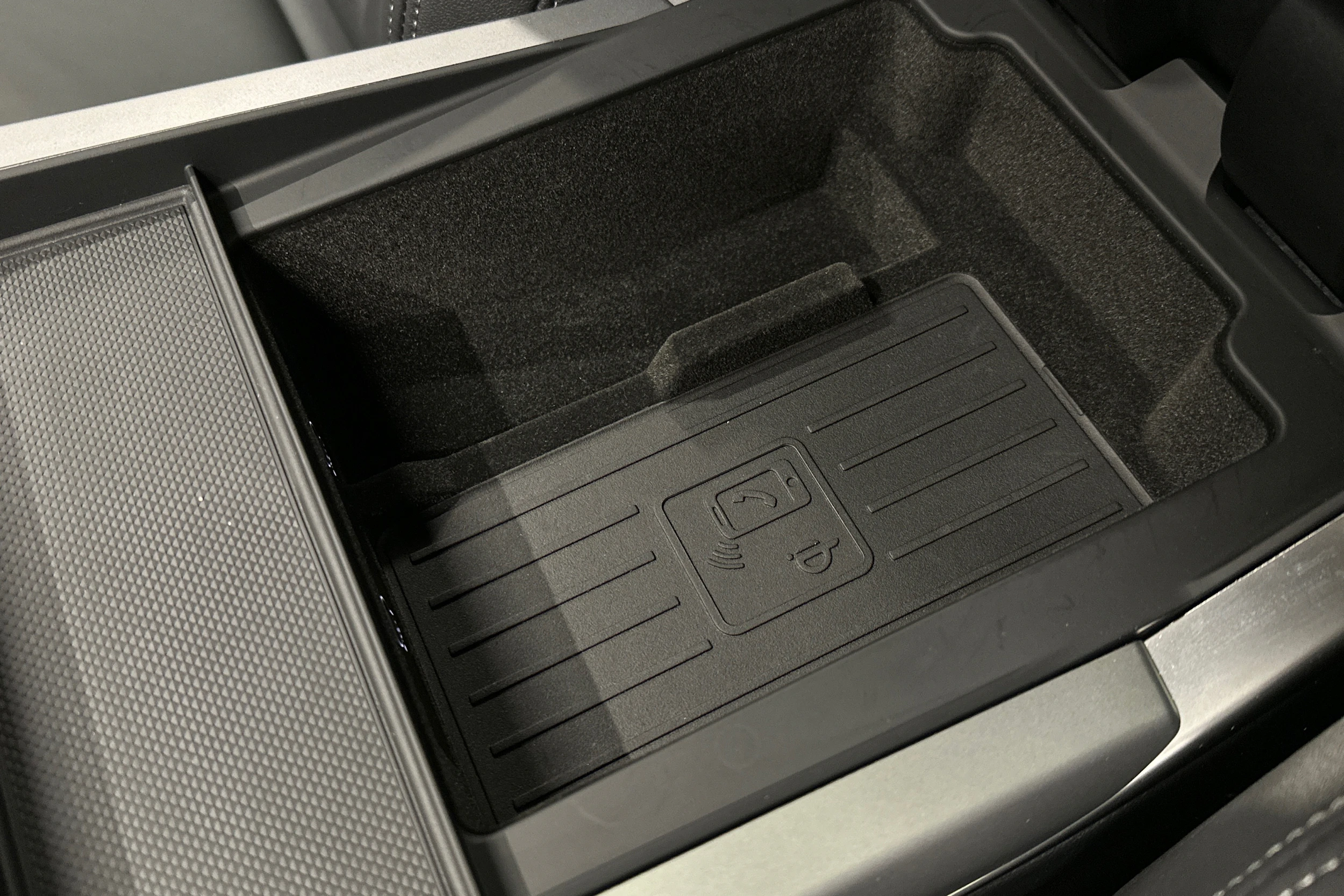 sininen Audi Q7 2025 kuva 35.