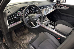 met. musta Audi Q7 2025 kuva 3.