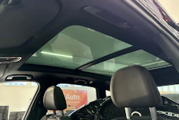 met. musta Audi Q7 2025 kuva 7.