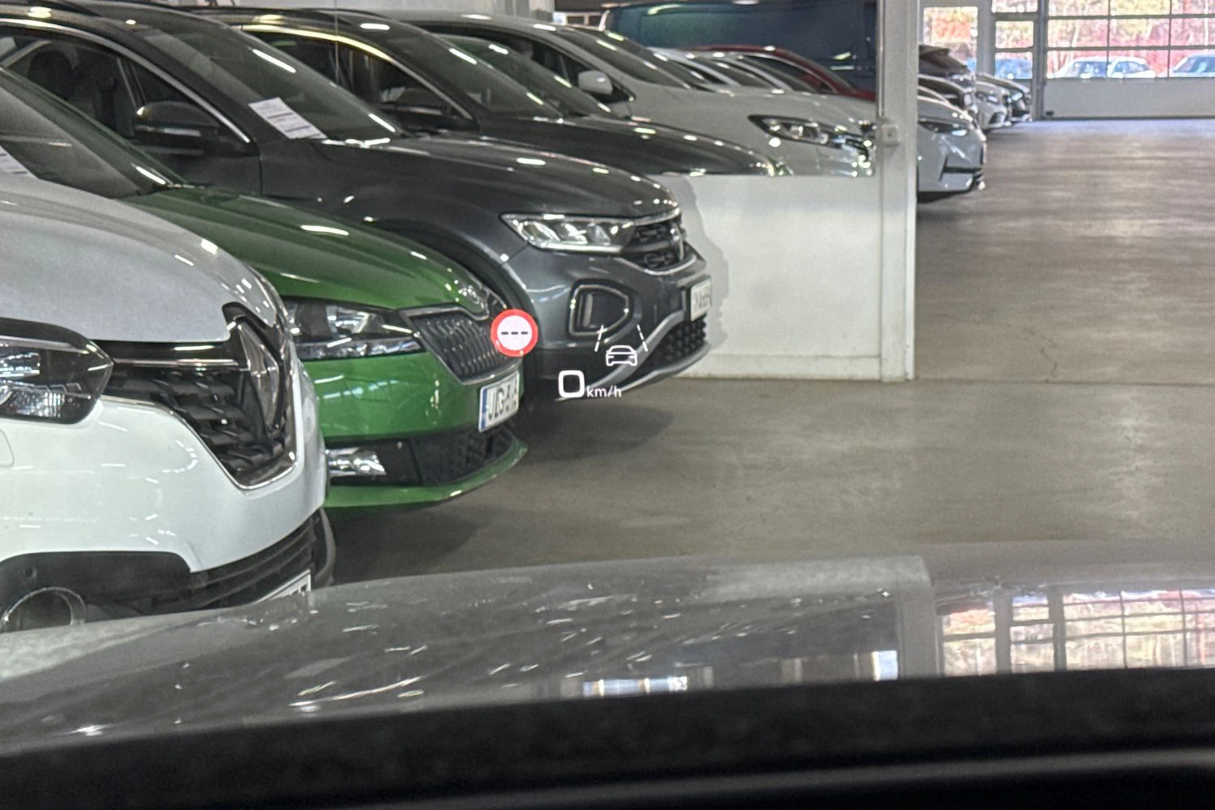 met. musta Audi Q7 2025 kuva 10.