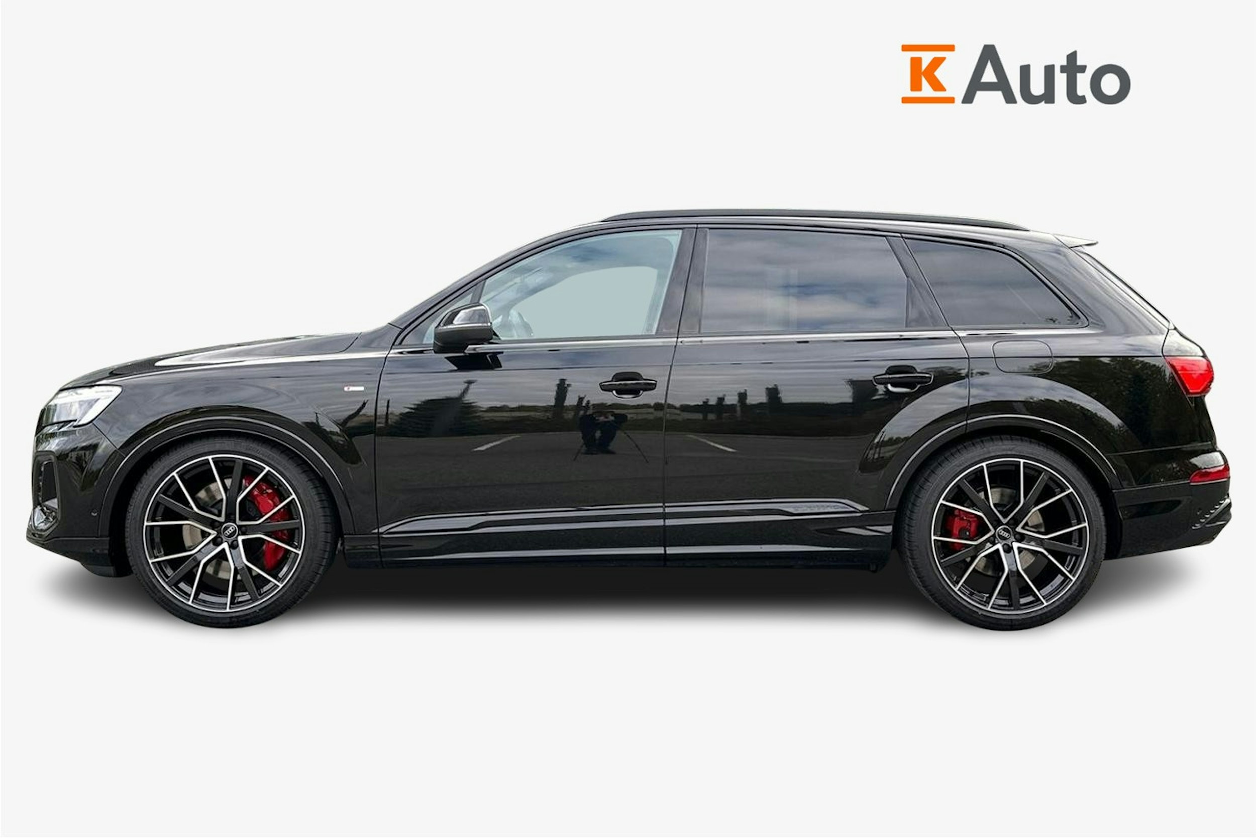 musta Audi Q7 2025 kuva 5.