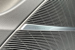 musta Audi Q7 2025 kuva 15.