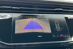 musta Audi Q7 2025 kuva 21.