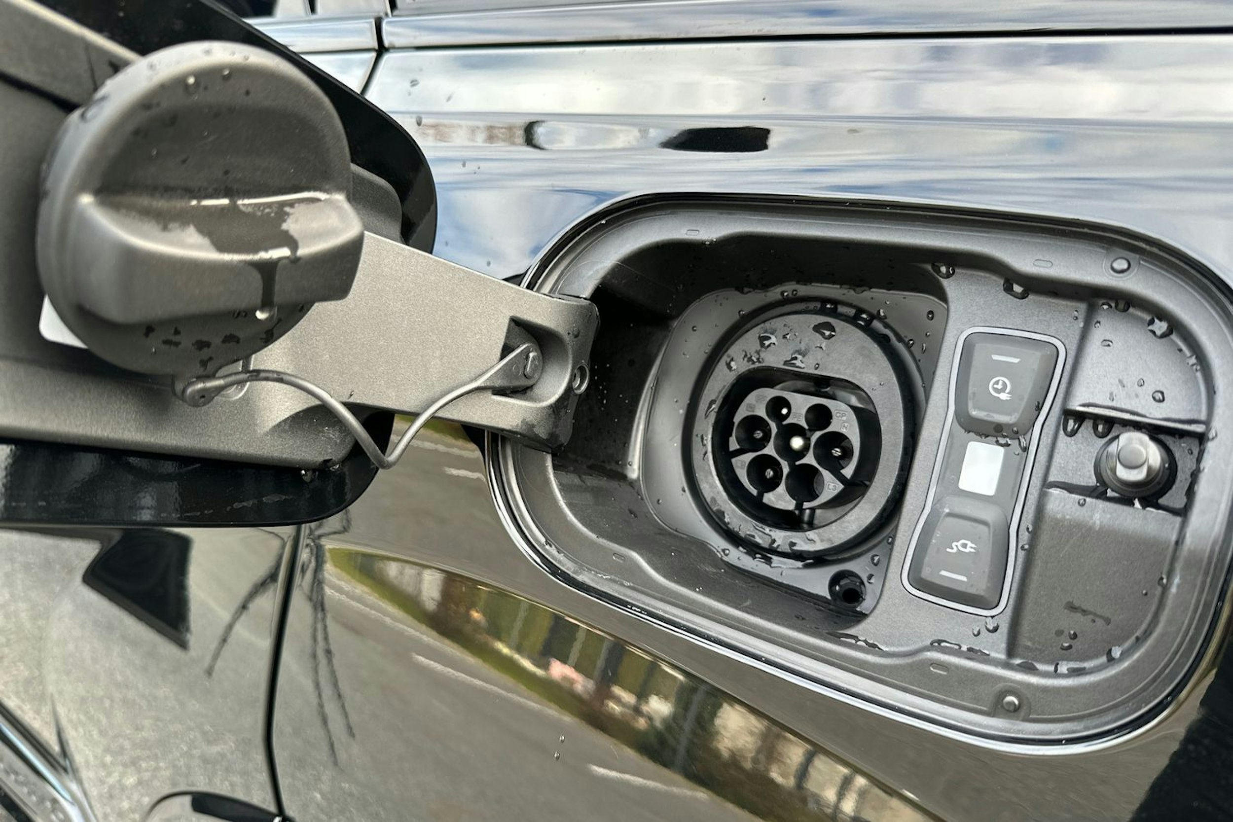 musta Audi Q7 2025 kuva 27.