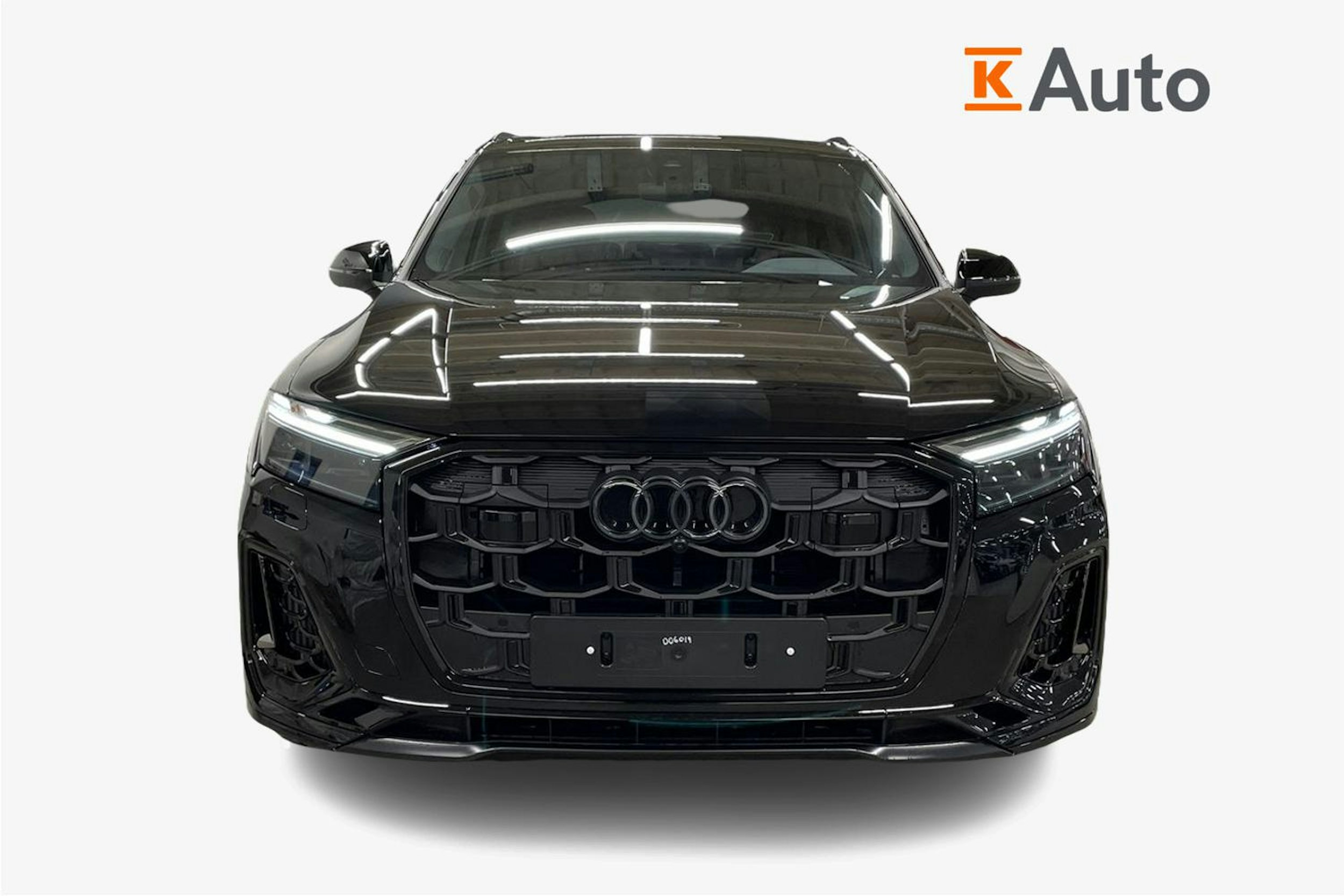 musta Audi Q7 2025 kuva 5.