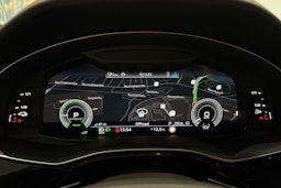 harmaa Audi Q7 2025 kuva 19.