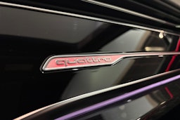 harmaa Audi Q7 2025 kuva 21.