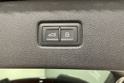 harmaa Audi Q7 2025 kuva 12.