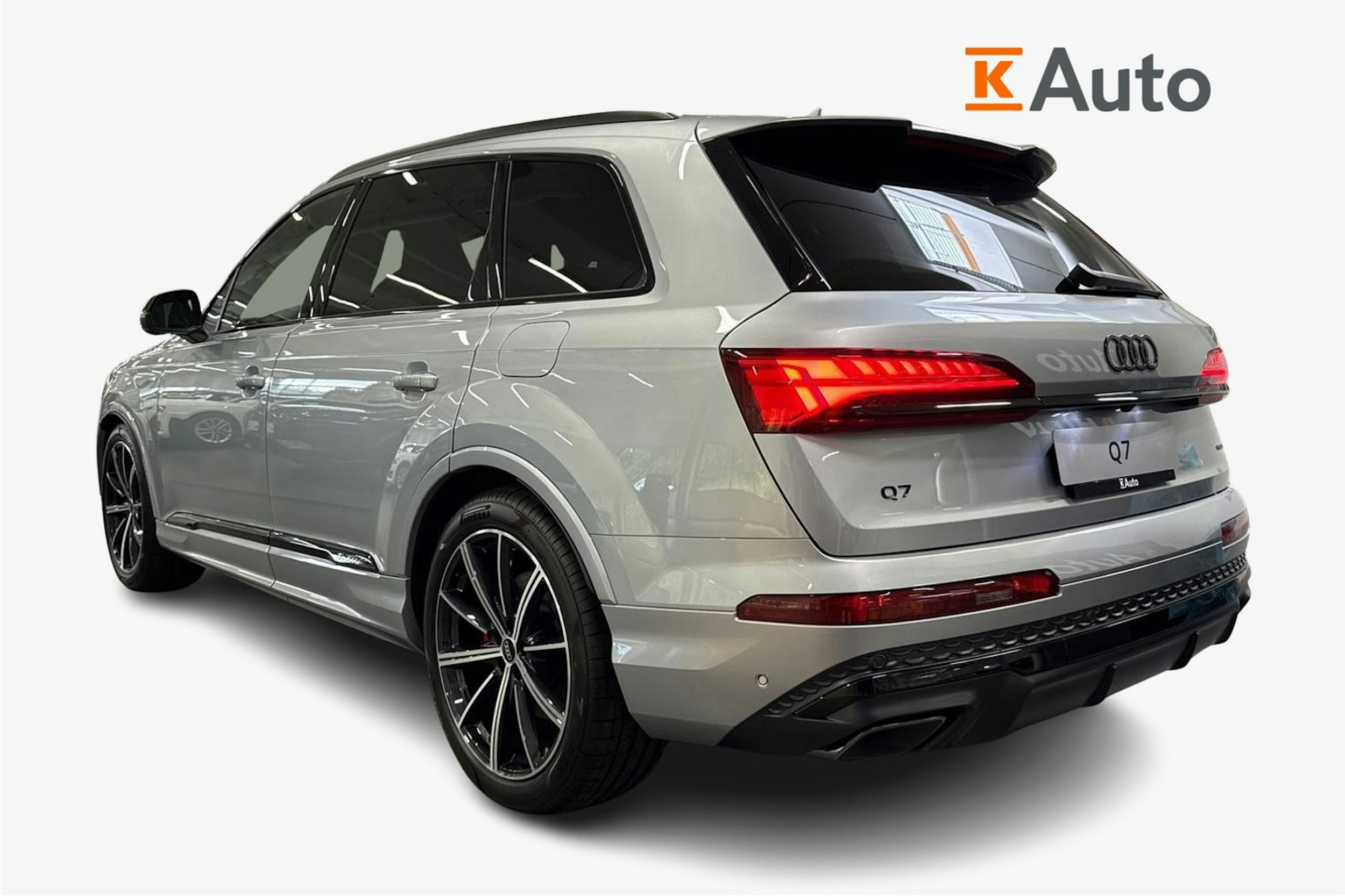 met. harmaa Audi Q7 2025 kuva 2.