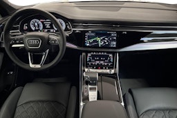 met. harmaa Audi Q7 2025 kuva 7.