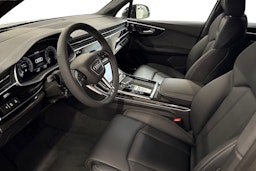met. valkoinen Audi Q7 2025 kuva 6.