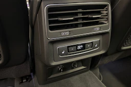 harmaa Audi Q7 2025 kuva 20.