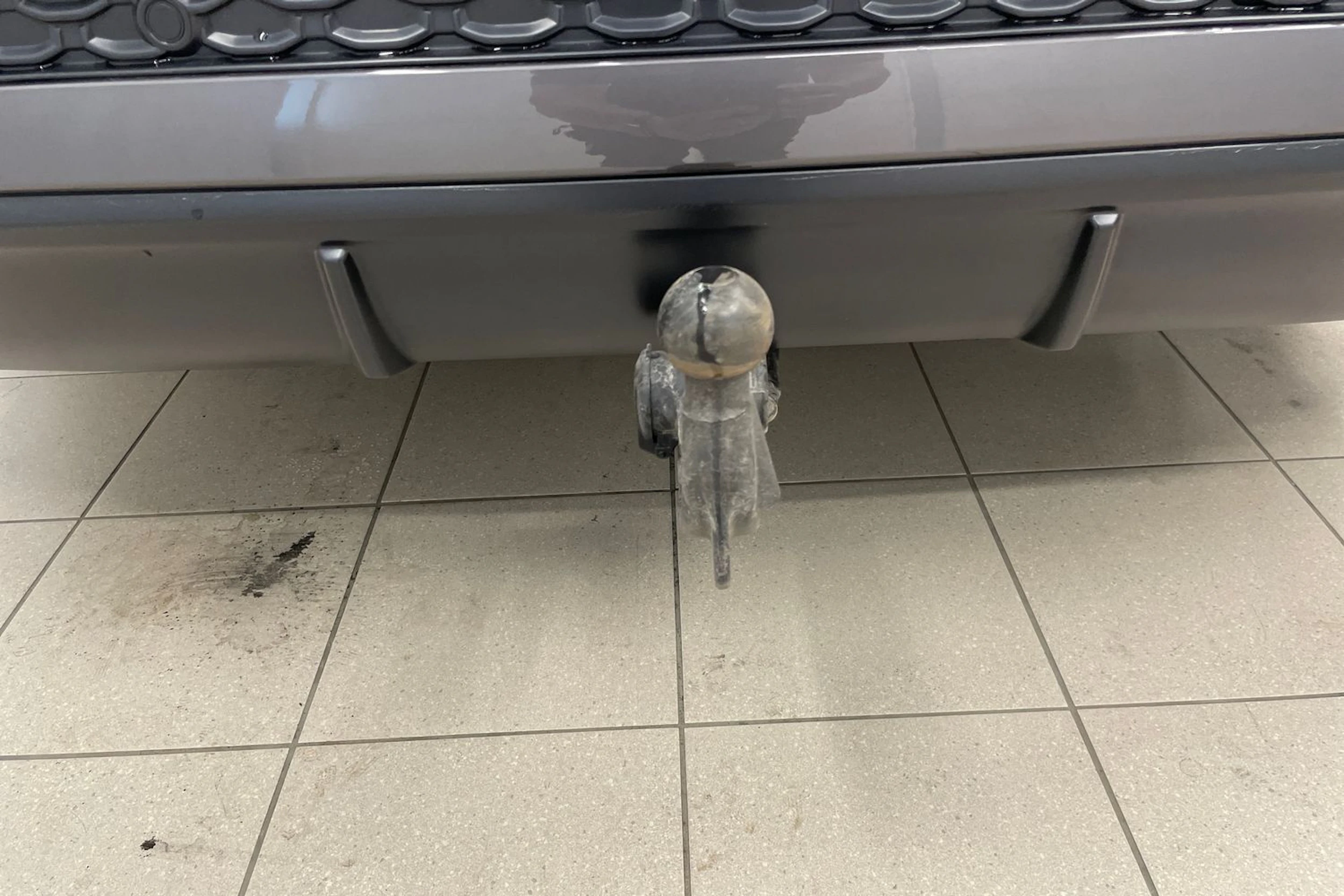 harmaa Audi Q7 2025 kuva 23.