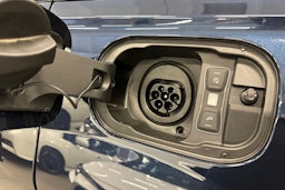 met. sininen Audi Q7 2025 kuva 25.