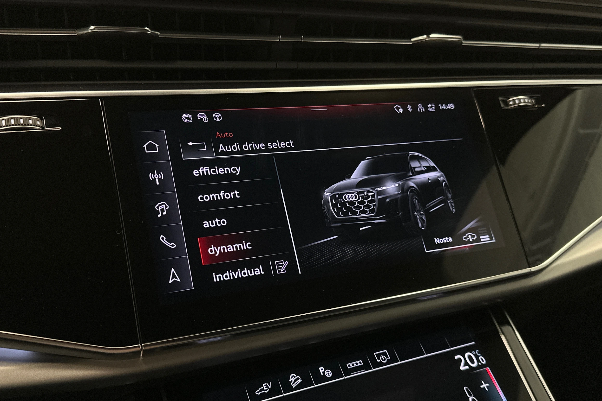 harmaa Audi Q7 2026 kuva 17.