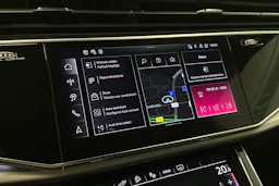 harmaa Audi Q7 2026 kuva 22.