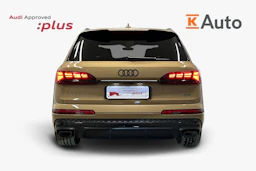 beige Audi Q7 2026 kuva 3.