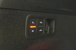 beige Audi Q7 2026 kuva 13.
