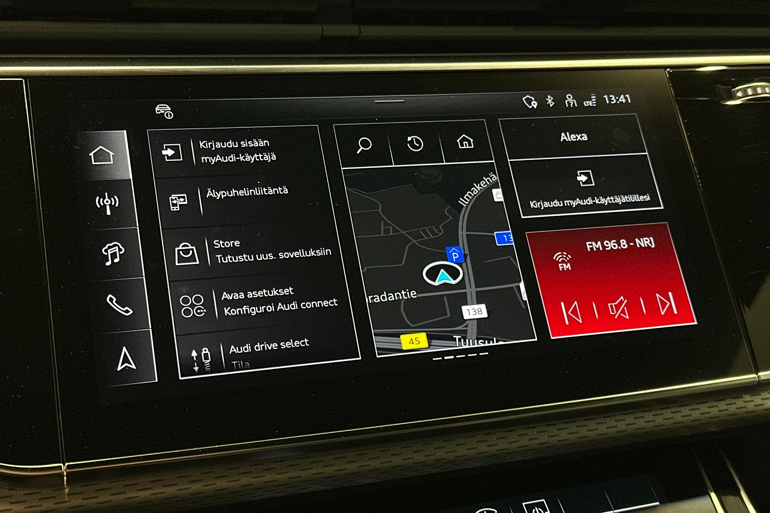 beige Audi Q7 2026 kuva 26.