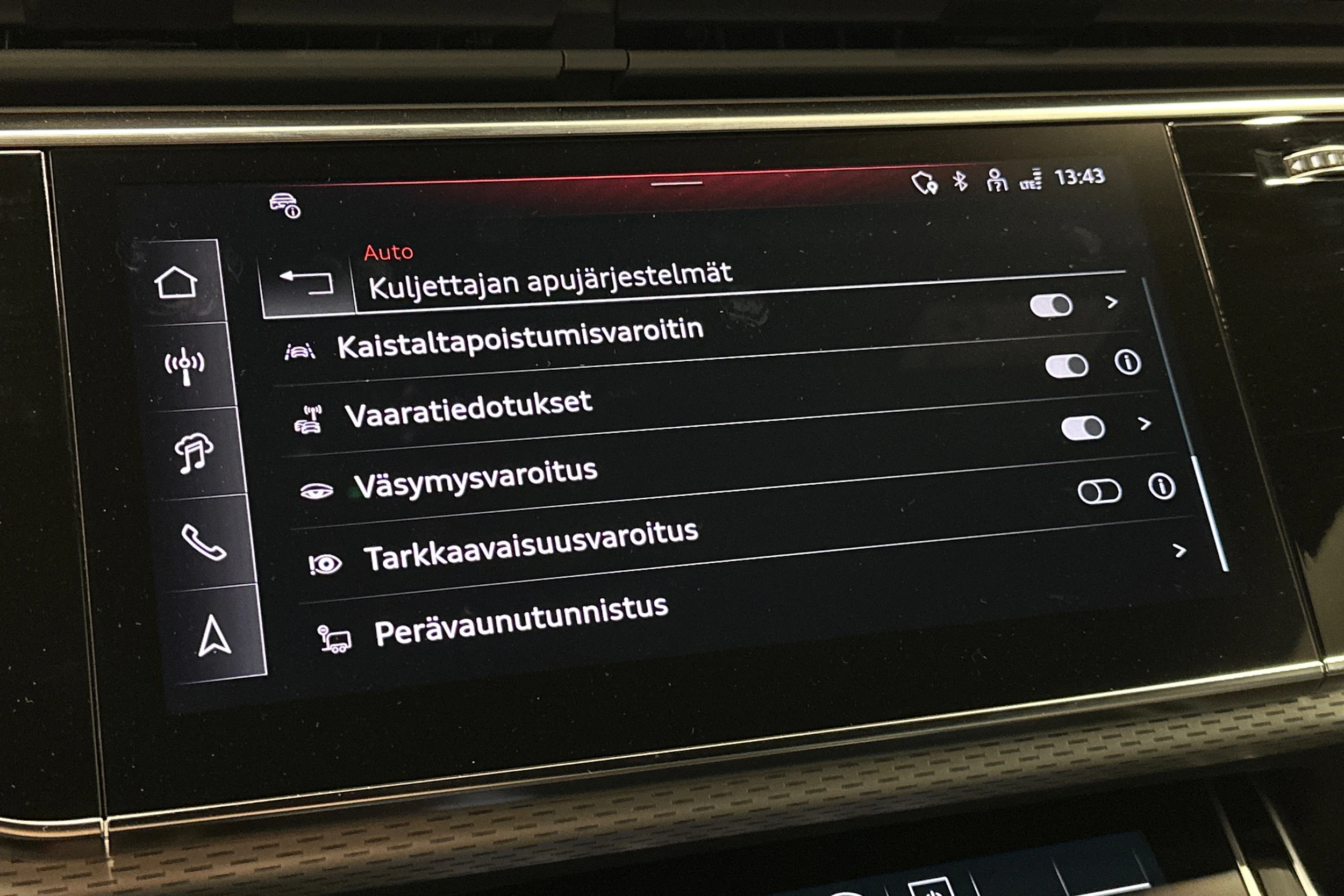 beige Audi Q7 2026 kuva 35.